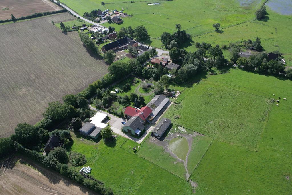 Ferienwohnung Hof Beuck Travenhorst Exterior foto